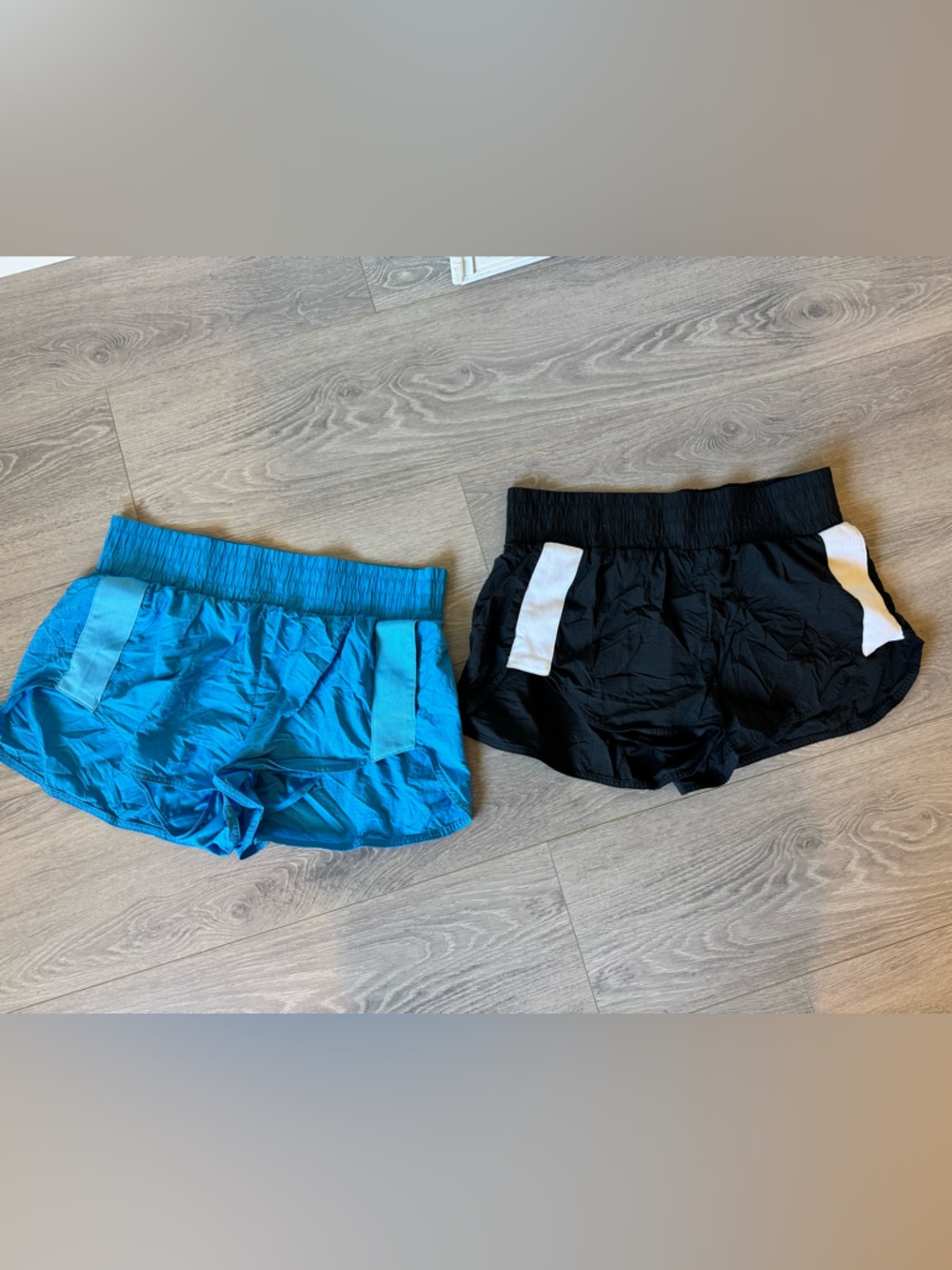 Joy Lab High-Rise Woven Contrast Shorts (2) | Size Large | Blue | Black| 2